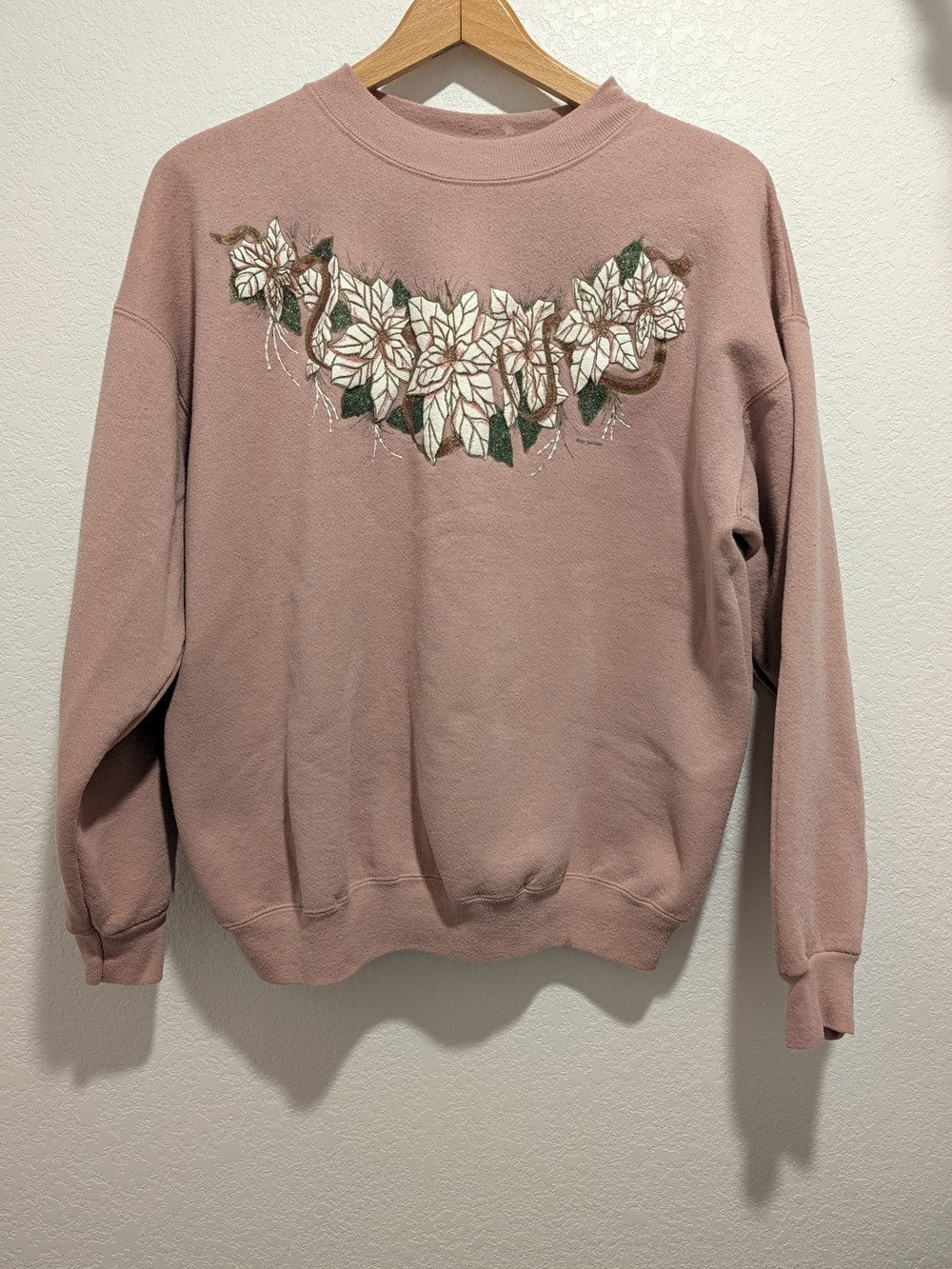 Vintage Hanes Activewear Poinsettia Floral Applique Sweatshirt Women's Large